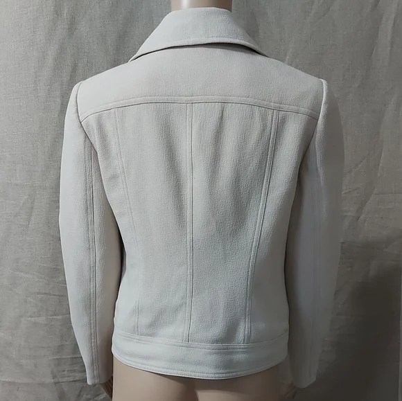 Ann Taylor Jackets size 4P petite color cream - Picture 3 of 13